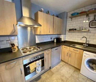 Hill View Road, Malvern, WR14 - Photo 1