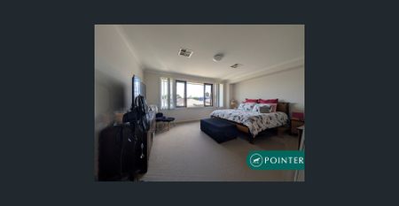 Contemporary Family Home with Multiple Living Areas. - Photo 5