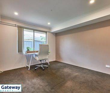 142 Mornington Crescent, WANDI WA 6167 - Photo 2