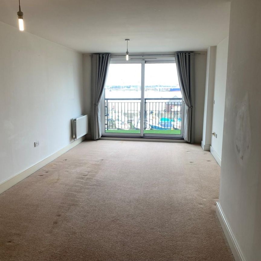 1 bedroom Flat To Let - Photo 1