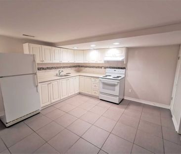 For Lease - 727 Hewson Drive, Pickering, Ontario - Photo 2