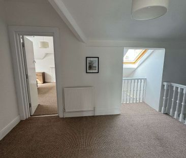 Beautifully refurbished shared house, quiet location - Photo 5