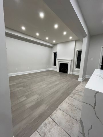 Four bedroom for rent Brampton - Photo 2