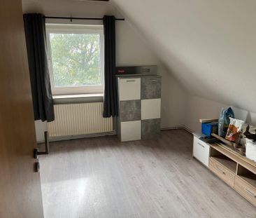 Dachgeschoss Wohnung - Photo 1
