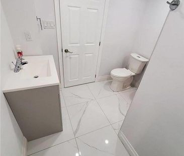 For Lease - 1236 Atkins Drive, Newmarket, Ontario - Photo 4