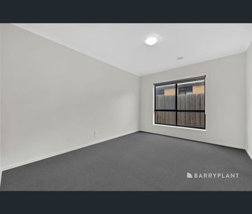 8 Elation Boulevard, Doreen, Vic 3754 - Photo 3