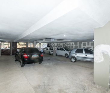 Apartamento com 2 quartos e 66m² para alugar em Passo da Areia, Por... - Foto 4