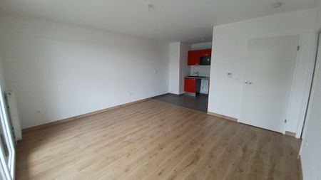location Appartement T2 DE 44.6m² À COLOMBES - Photo 2