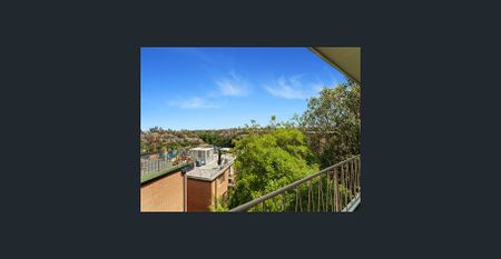 PICTURESQUE VIEWS OVER MOSMAN BAY - Photo 3