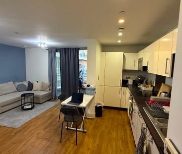 Flat , Venice Corte, Elmira Street, London - Photo 3