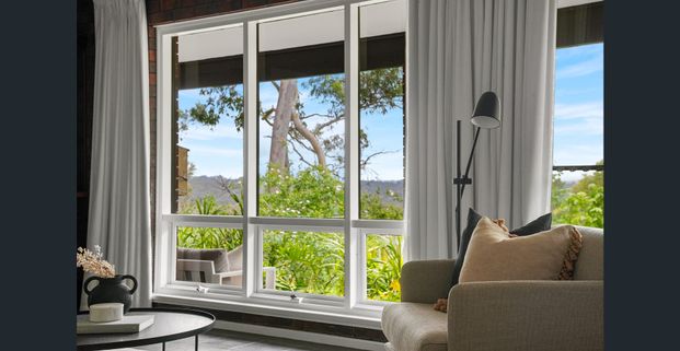 5-Bedroom Family Home in the Heart of Adelaide Hills - 6 month lease - Photo 1