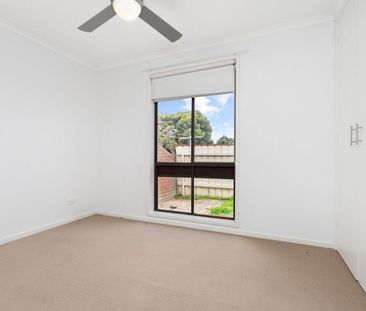 Modern Living, Low-Maintenance Lifestyle - Photo 4