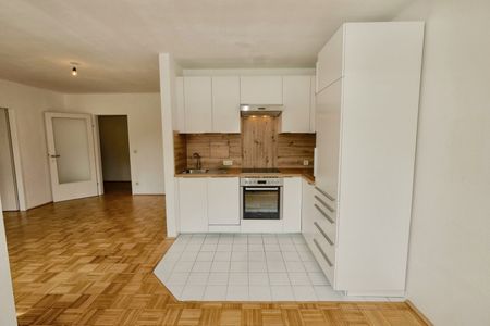 Charmante zwei Zimmer Wohnung mit Garage in U-Bahn Nähe! - top Aufteilung! - Photo 3