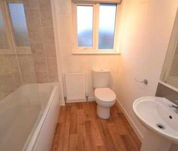 1 bedroom in a house share to rent - Photo 5