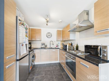 1 bedroom Apartment - Lemsford Road, Hatfield - Photo 4