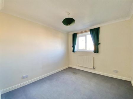 3 bedroom detached house to rent - Photo 4