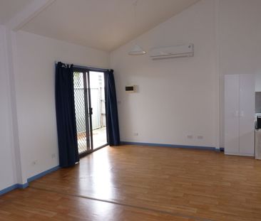 UNIQUE SELF-CONTAINED STUDIO IN EAST LISMORE - Photo 1