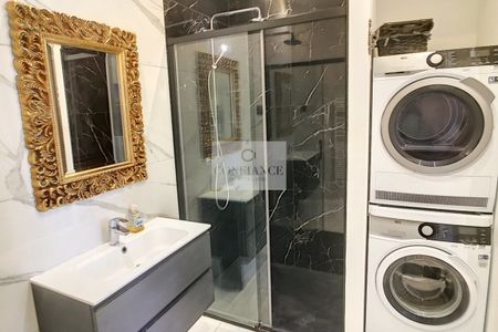 NICE CENTRE VILLE - BAS CIMIEZ - GRAND 3 PIECES RENOVE - MEUBLE - Location annuelle disponible mi-novembre - Photo 3