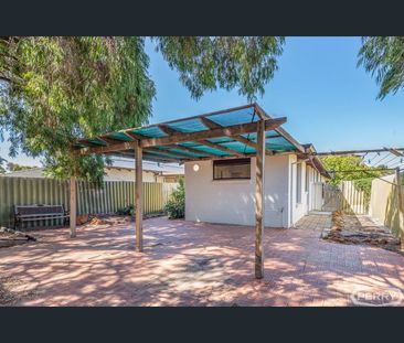 1/10 Mippi Road, Halls Head, WA 6210 - Photo 5