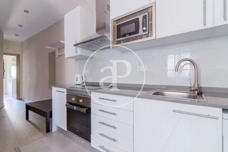 Piso de alquiler en Carrer de Joaquín Costa, El Raval - Photo 5