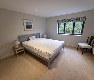 5 bedroom detached house to rent - Photo 6
