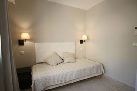 Antibes Location appartement - Photo 2