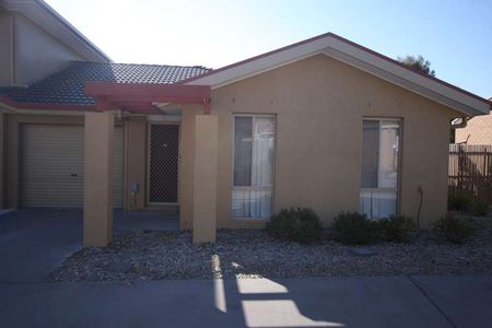 20/16 Litchfield Place, Gilmore ACT 2905 - Townhouse For Rent | Domain - Photo 3