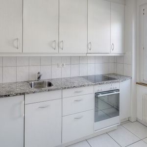 First occupation in the center of the city of Bern - Photo 2