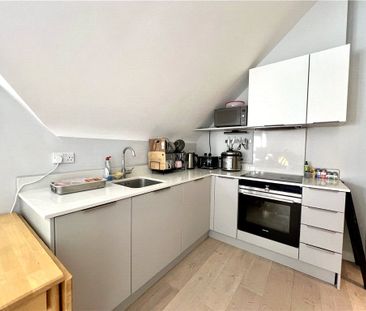 Chertsey Street, Guildford, Surrey, GU1 4HL - Photo 3