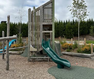 For Lease - 165 Canon Jackson Drive Unit# 202, Toronto, Ontario - Photo 1