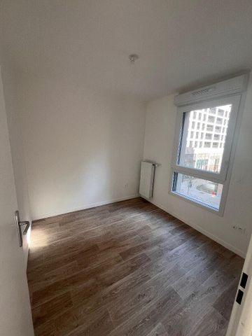 location Appartement T3 DE 69.7m² À BOBIGNY - Photo 3