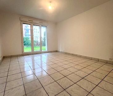 AU PIED DU RER AULNAY SOUS BOIS - T2 - - Photo 1