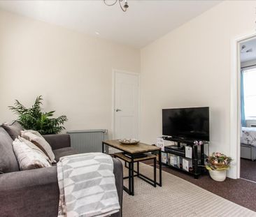Langley Road, Watford, Hertfordshire, WD17 - Photo 4