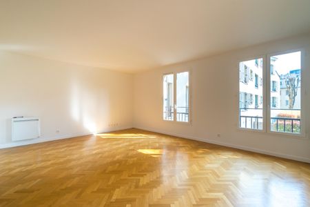 location Appartement F5 DE 108m² À VERSAILLES - Photo 3