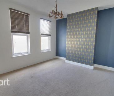 3 bedroom terraced house to rent - Photo 6