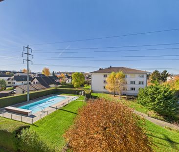 Appartement moderne et lumineux de 3.5 pièces avec balcon et piscine - Photo 2
