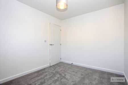 24 Stonemason Way, Peterborough - Photo 4