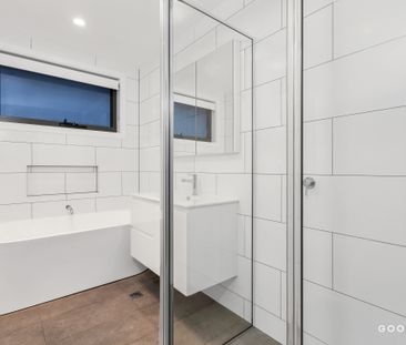 68 Armstrong Crescent, Holt ACT 2615 - House For Rent | Domain - Photo 5