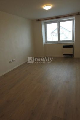 Pronájem bytu 2+1 65 m2 - Fotografie 1