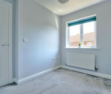 2 bedroom semi-detached house to rent - Photo 4