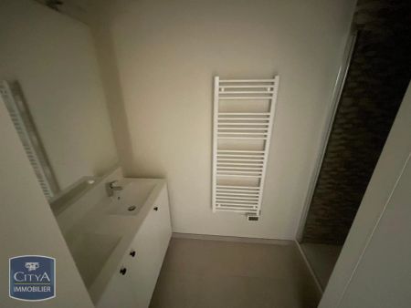 Appartement à louer 3 pièces 65.74m² - Photo 3