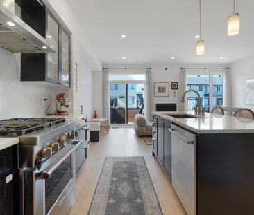 For Lease - 62 Canvasback Ridge, Blossom Park - Airport and Area, O... - Photo 1