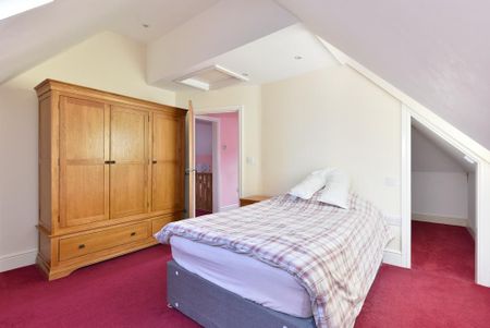 2 bedroom semi-detached house to rent - Photo 4