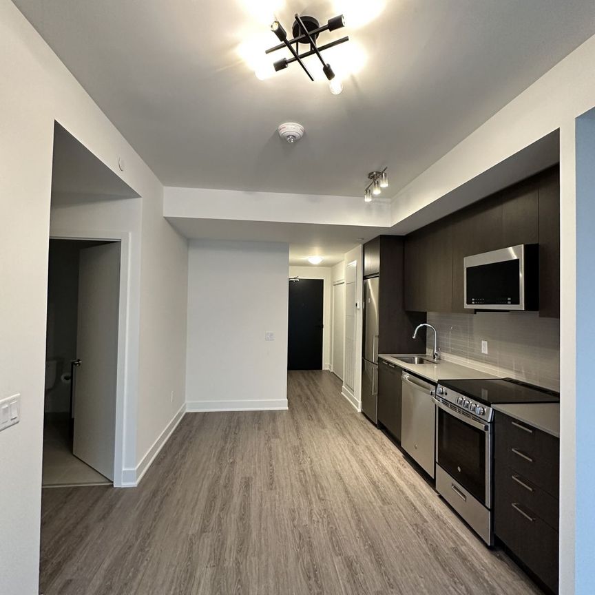 For Lease - 185 Deerfield Road Unit# 802, Newmarket, Ontario - Photo 1