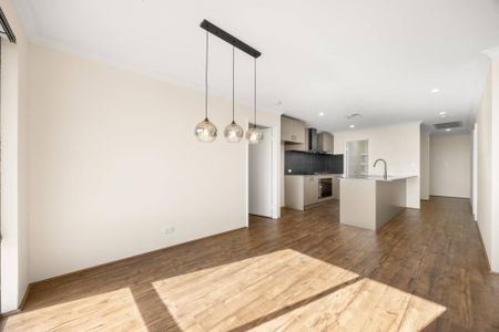 Low Maintenance Coastal Home - Photo 2