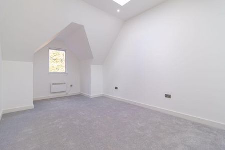 3 bedroom terraced house to rent - Photo 3