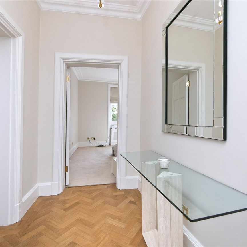 Egerton Place, Chelsea, SW3, London - Photo 1