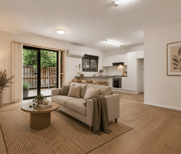 Contemporary Living Meets Convenience - Photo 1
