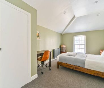 3 bedroom flat to rent - Photo 2