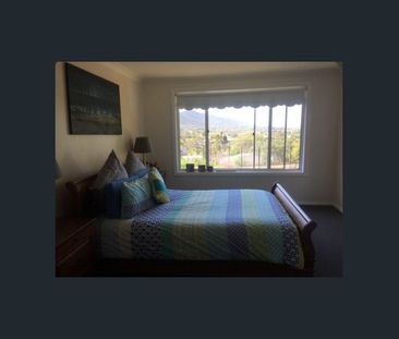 12 Bradley Place, Tamworth, NSW 2340 - Photo 1